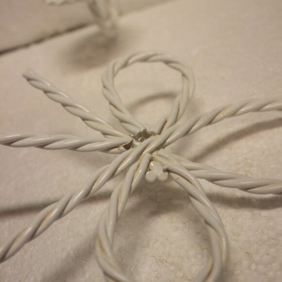 Vintage Metal Rope Bow Wall Sconces Set of Two Pre-owned - Picture 6 of 7